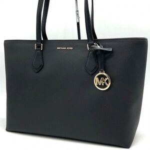 Michael Kors Bag Large Sheila Mf Tote Bag Black/Gold
